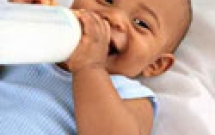 Sâu răng do bú bình và biện pháp phòng ngừa 