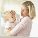 Nhận ra sớm một số nguyên nhân thường gặp khi trẻ sốt? 