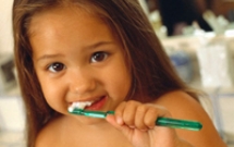 Đôi điều về kem đánh răng trẻ em