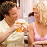 Uống rượu, bia tăng 20% nguy cơ bị viêm lợi