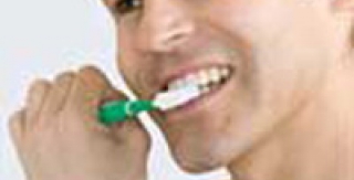 Giữ vệ sinh răng miệng để ngừa ung thư