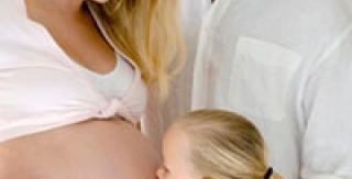 Bệnh răng lợi và nguy cơ sinh non 