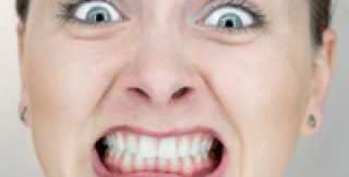Chữa nghiến răng bằng sốc điện nhẹ